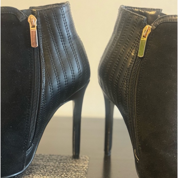 Sergio Bari Black and gold high heel Booties - Picture 2 of 7
